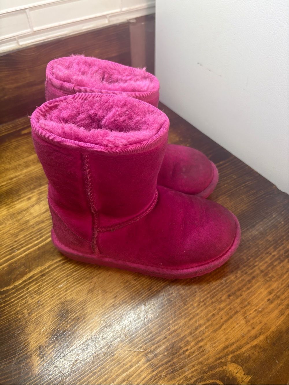 UGG hot Pink Boots Girls Size 11